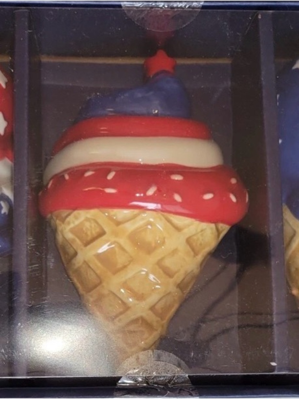 Martha Stewart July 4th Patriotic Stars & Stripes Ceramic Ice Cream Cones NIB - Picture 3 of 11